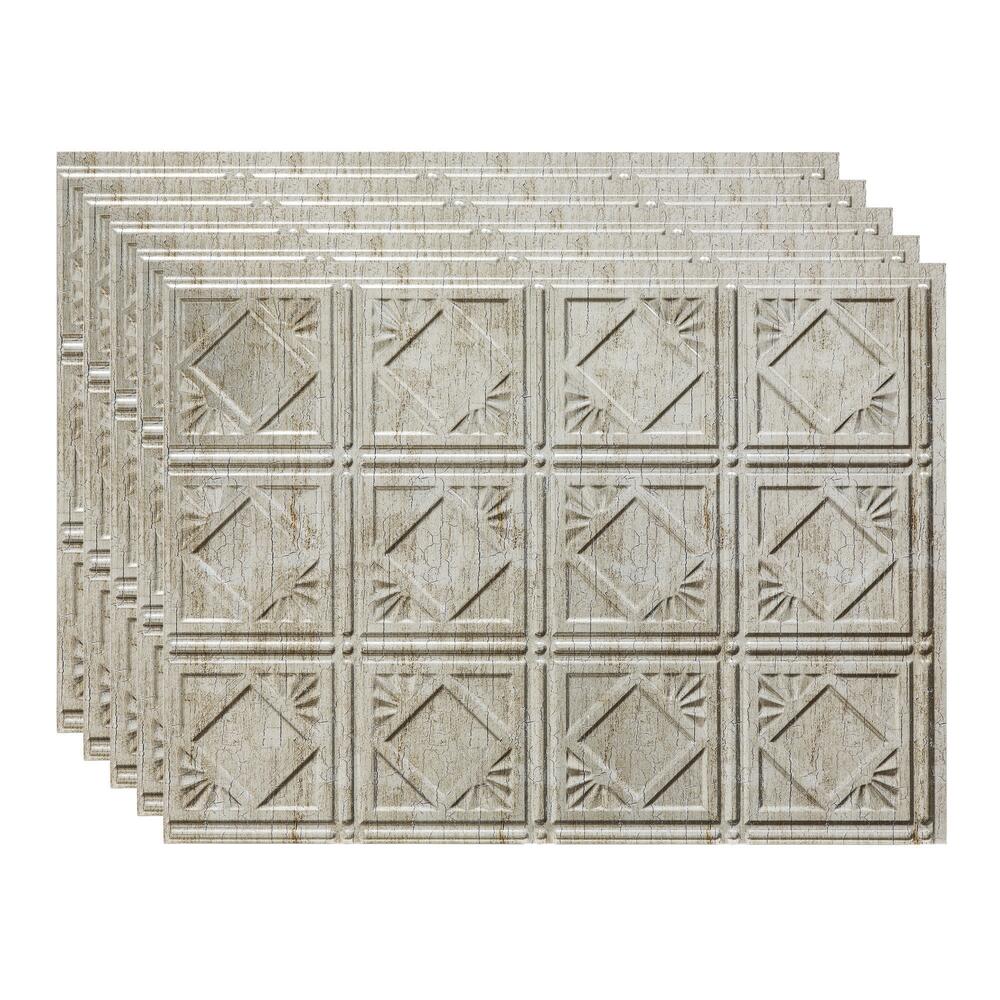 Fasade® Traditional 4 18