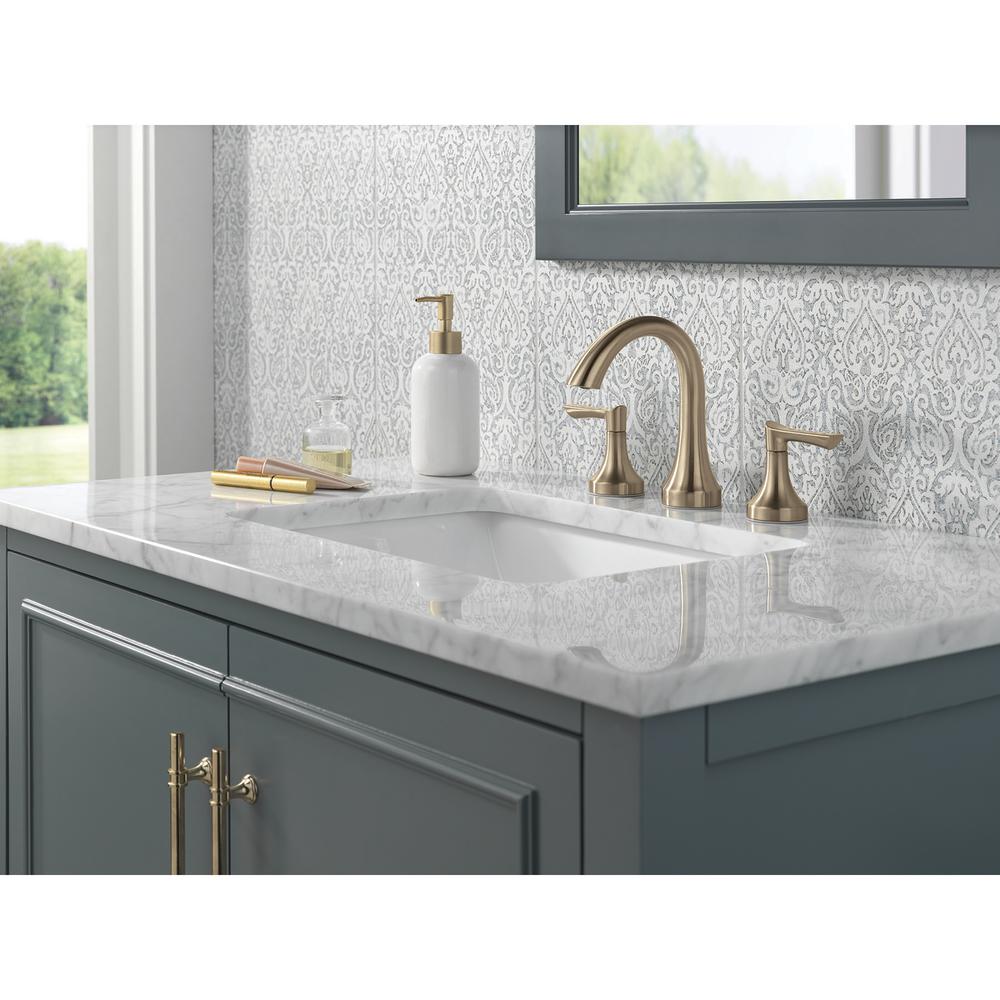 ei.champagne img01-2022-12-04T182609.