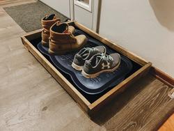 Grid Embossed Natural Rubber Boot Tray - 32 x 16 x 1