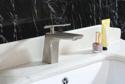 Tuscany® Onaka® One-Handle 4