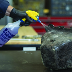 Zep® Industrial Purple Multi-Purpose Cleaner & Degreaser - 128 oz