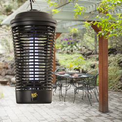 BLACK FLAG 15-Watt Bug Zapper Outdoor Insect Trap in the Insect Traps  department at