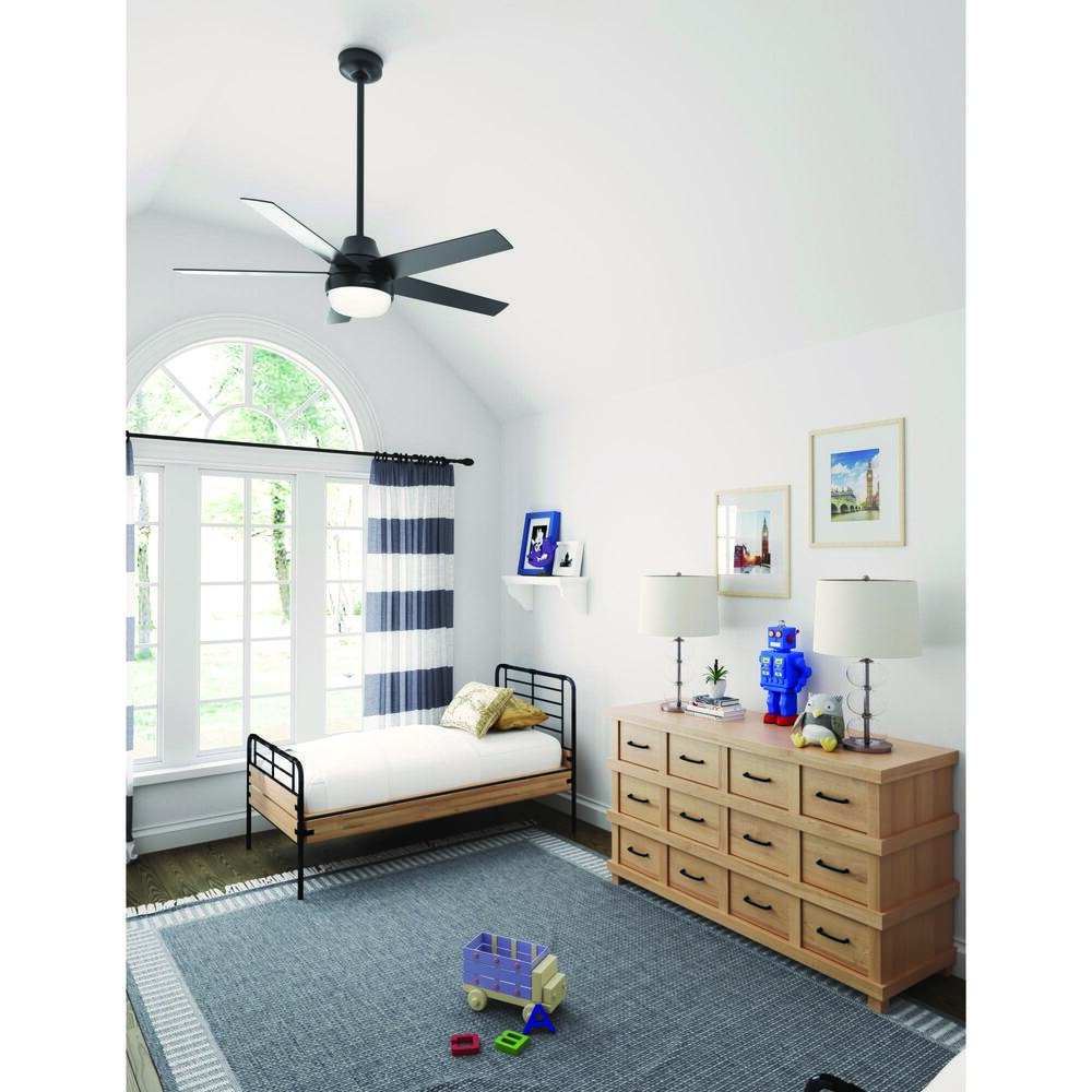 Hunter Aerodyne 52" Indoor Smart Ceiling Fan with Light - Thumbnail 4