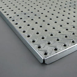 John Sterling™ HEAVYWEIGHT™ 5/8 x 16 x 48 Diamond Plate Steel Pegboard  Panel at Menards®