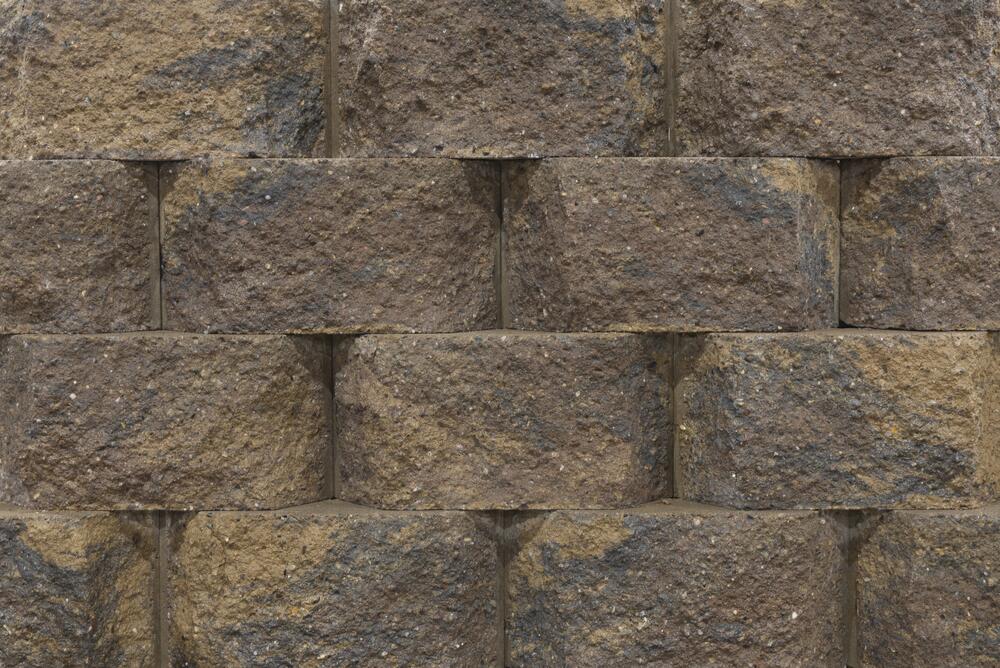 8 x 17 Sienna Clifton Beveled Retaining Wall Block