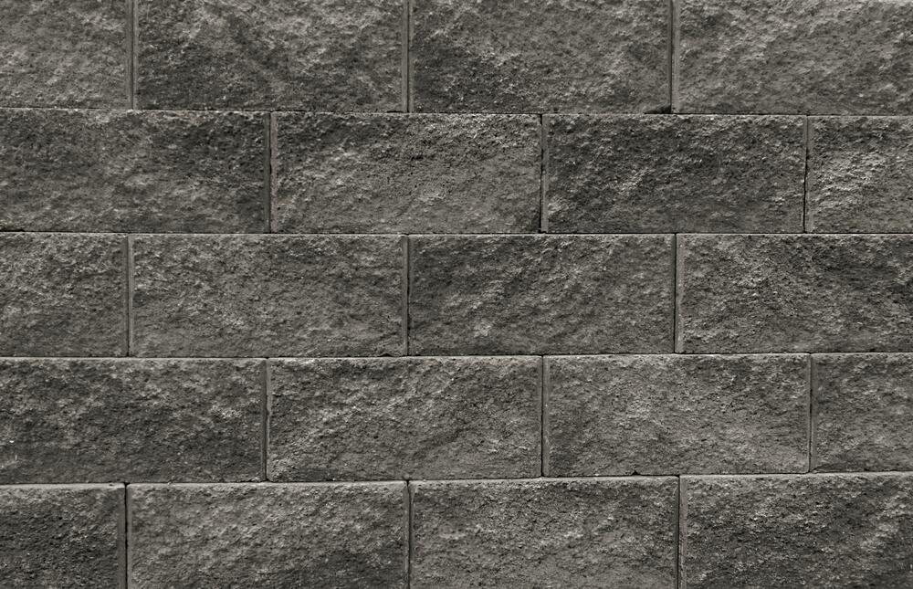 8 x 18 Quarry Gray Clifton Straight Retaining Wall Block