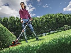 WORX 20-volt Max 12-in Telescopic Shaft String Trimmer (Battery
