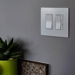 Legrand radiant Smart 15-amp Single-pole/3-way Smart Illuminated Rocker  Light Switch with Wall Plate, White in the Light Switches department at