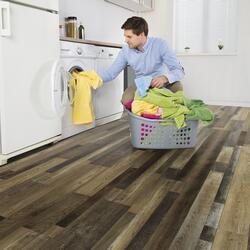 Shaw® Manor Hill Barnwood Oak 7