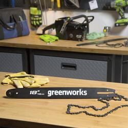 Greenworks - 18-inch Replacement Chainsaw Bar and Chain Combo - Black