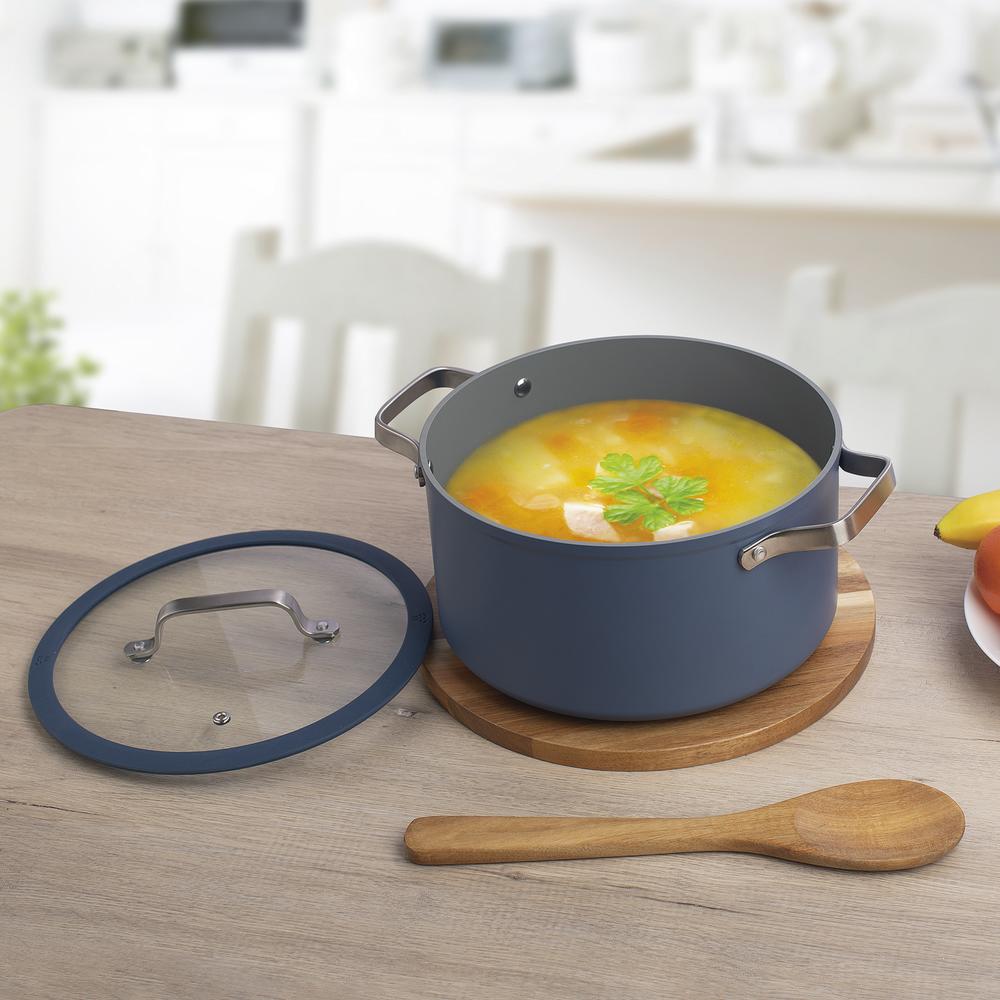 5.6 Quart Pot with Lid at Menards®