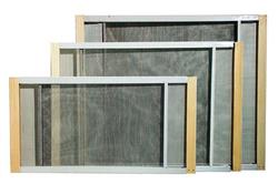 Expandable store window screens