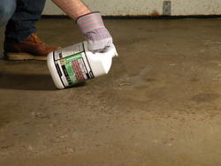 Akona® Concrete/Masonry Restoration Cleaner - 1 Gal. at Menards®