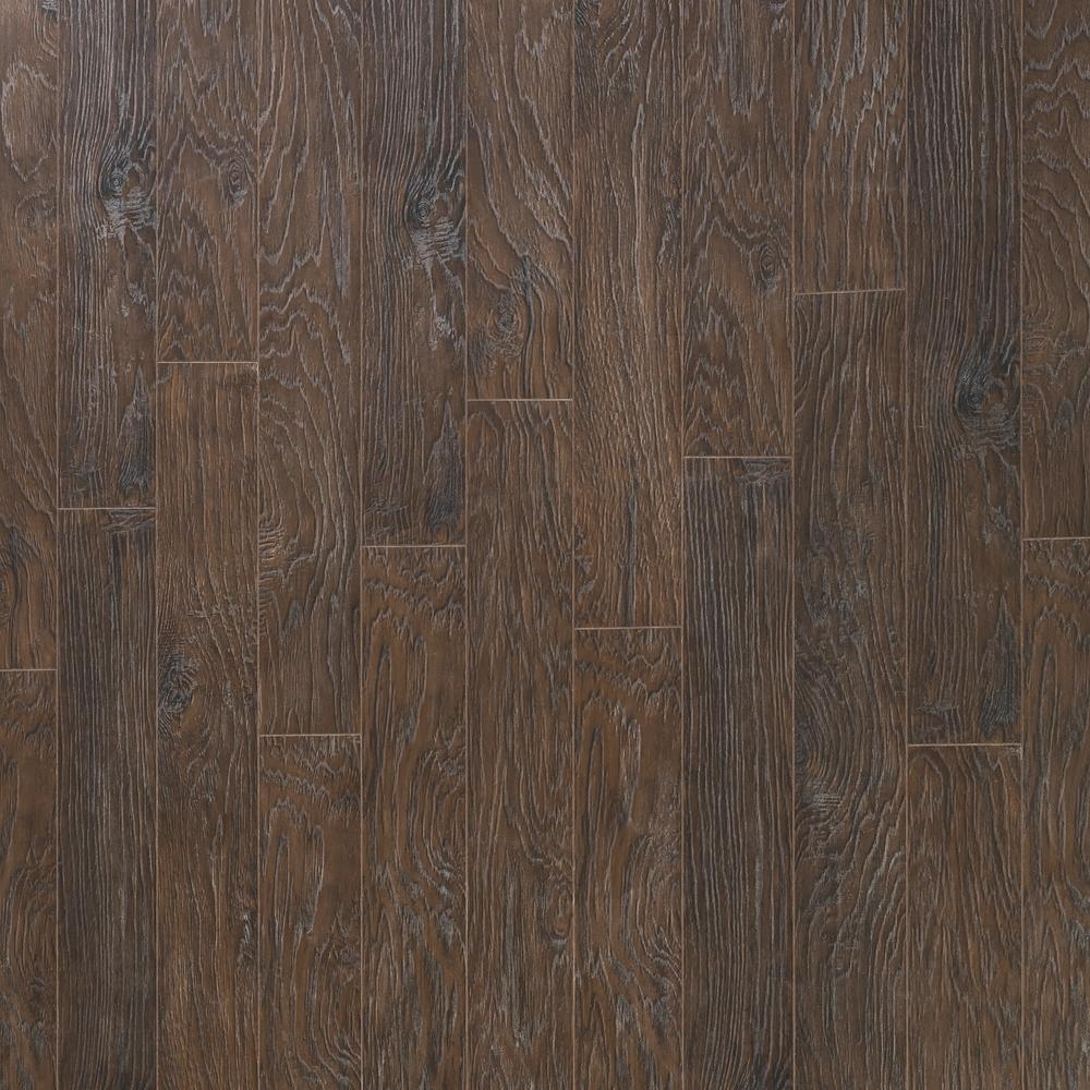 Pergo® Classics Vintage Chestnut 5-1/4 x 47-1/4 Attached Pad Laminate Flooring (17.18 sq.ft/ctn)