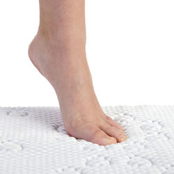 SlipX® Solutions® 15 x 27 Rubber Bath Mat at Menards®