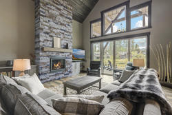 Stone Master® Sahara Santiago Manufactured Stone Veneer Siding