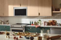 KitchenAid® 1.1 cu.ft. PrintShield Stainless Multifunction Over