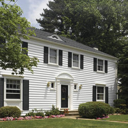 Carolina Beaded™ Single 6-1/2" x 12'4" Snow Vinyl Siding at Menards®