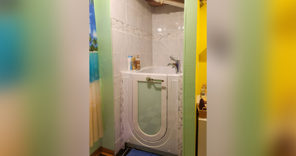 Bathroom with WalkIn Tub Project by Arlita at Menards®