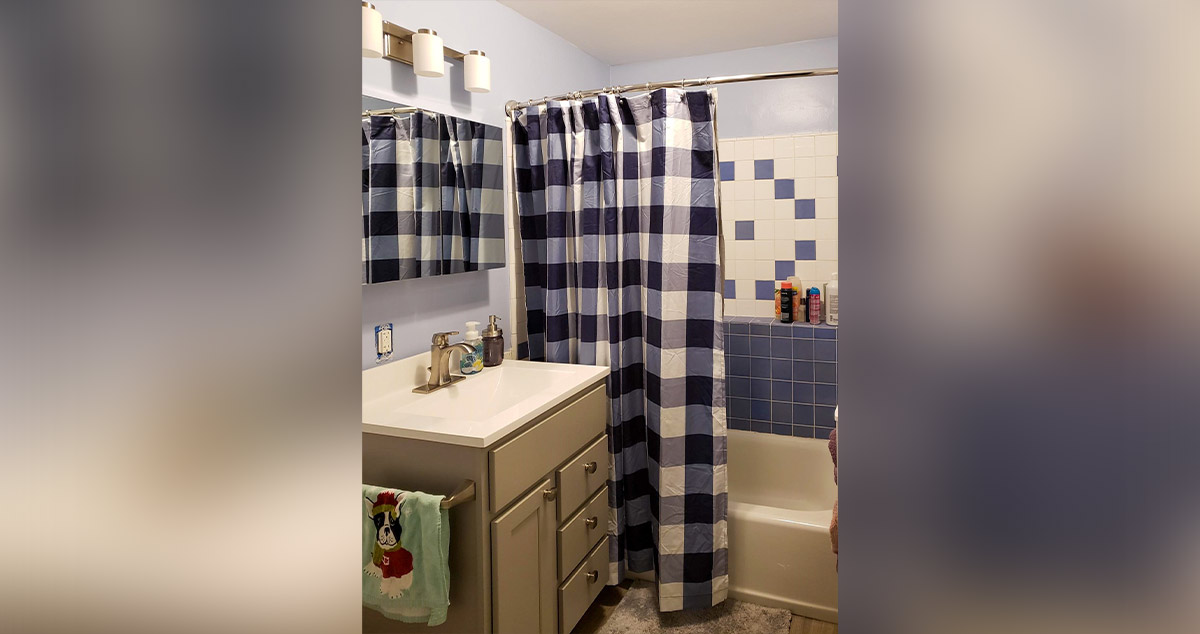 DIY Outdated Bathroom Remodel - Project by Lisa at Menards®