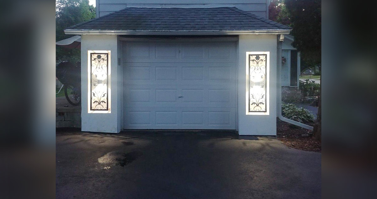 Lights for deals front of garage