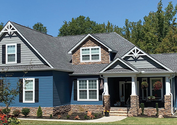 Step-by-step removal process using this vinyl siding removal tool guide